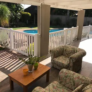 https://bayside-guesthouse.port-elizabeth-hotel.com