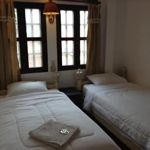 https://view-khemkhong-guesthouse.hotelsluangprabang.com