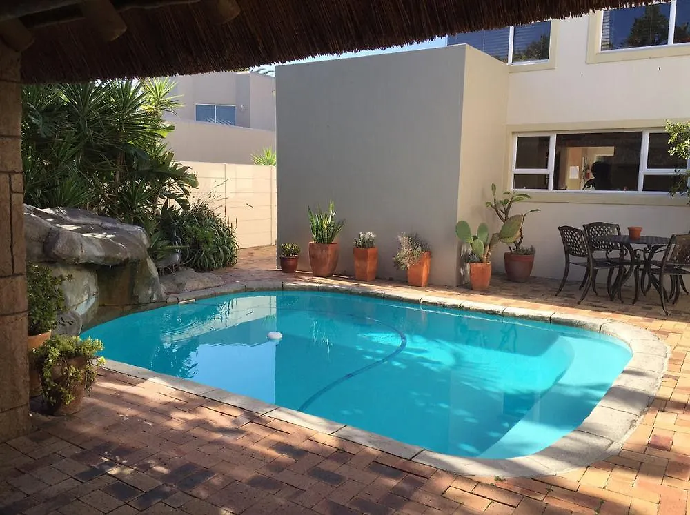 Atlantic Breeze Hotel Cape Town 4*,