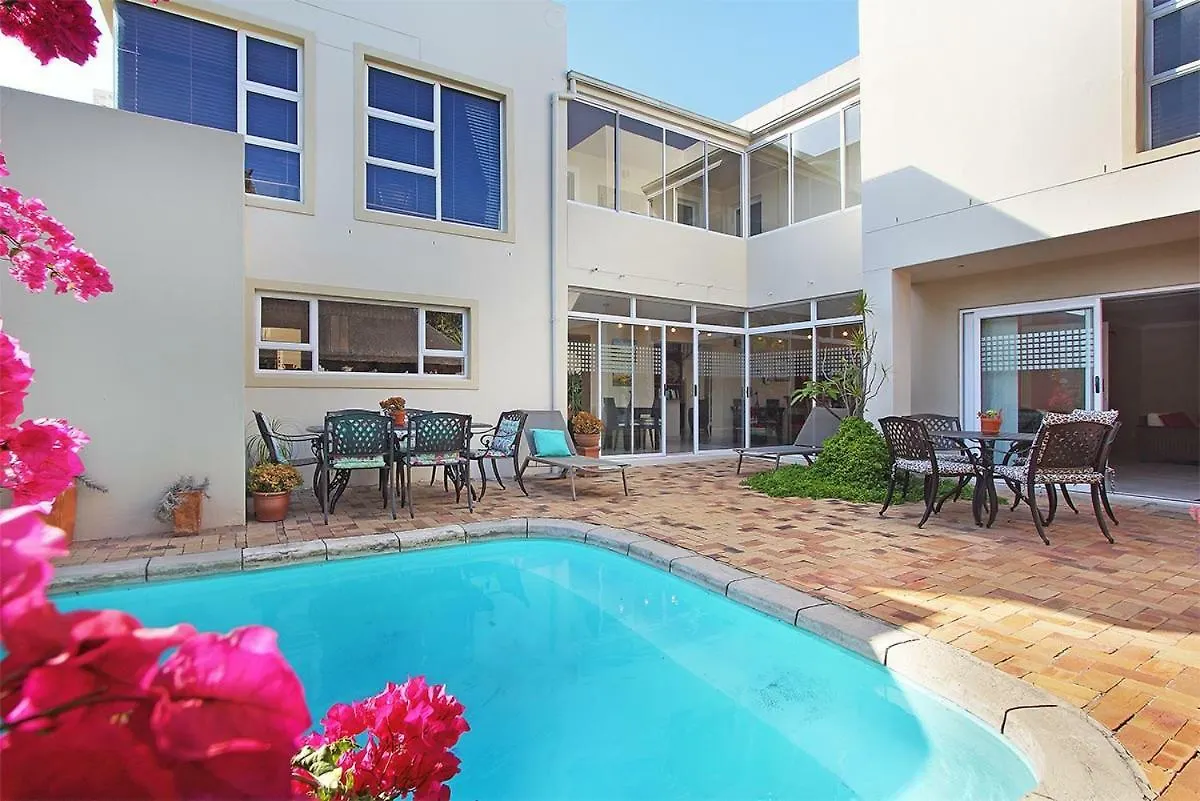 Atlantic Breeze Hotel Cape Town 4*,  South Africa