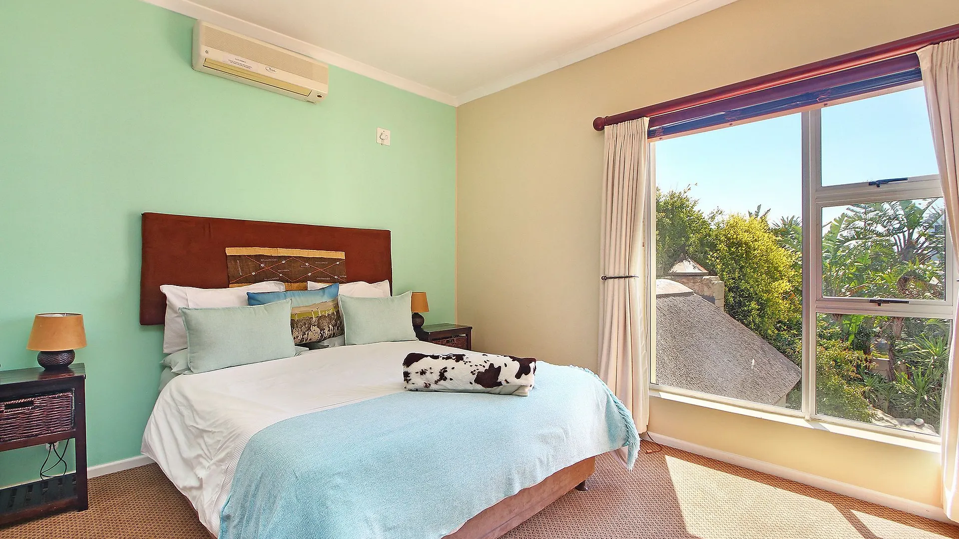 Atlantic Breeze Hotel Cape Town 4*,  South Africa
